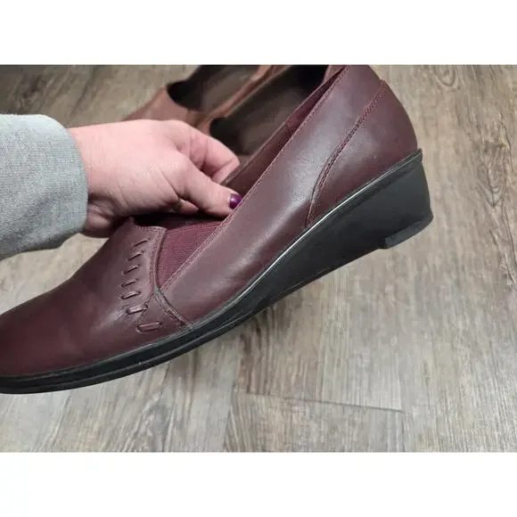 Easy Street Comfort Wear Wedge Heels Dark Red Brown Dress Shoes Size 10 - 2 Pair - Picture 6 of 10